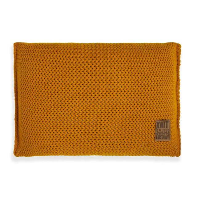 Knit Factory Sierkussen Maxx Oker Geel