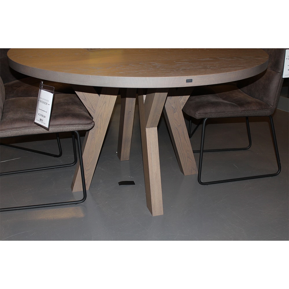 Bks Meubelen Head Eettafel